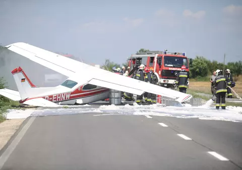 Doi morţi, într-un accident aviatic în Rusia