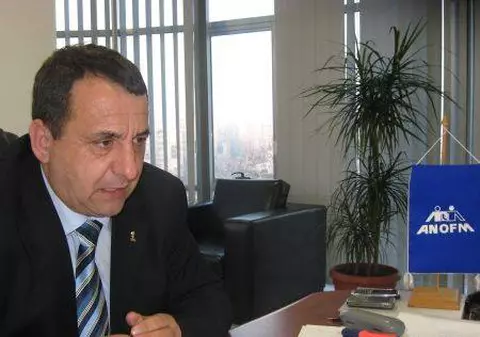 Peste 100.000 de lei mită pentru şeful ANOFM Silviu Bian