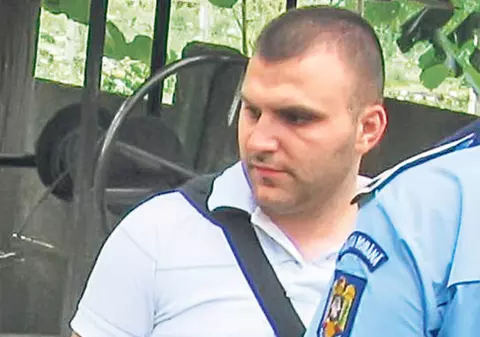 Părinţii poliţistului băgat în comă de un interlop, sfătuiţi să-i doneze organele