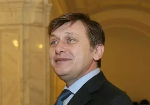 Crin Antonescu: ”Am trăit cea mai frumoasă zi, datorită discursului regelui Mihai”