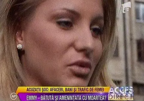 Emmy susţine că a fost bătută de impresarul ei. Vezi replica lui!