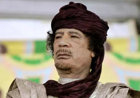 Libienii au sărbătorit Ziua Eliberării la Benghazi: "Gaddafi, la coşul de gunoi al istoriei"