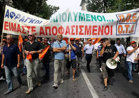 Călătoreşti în Grecia? Ai grijă, urmează o grevă de 24 de ore!