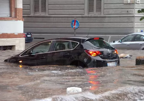Şase morţi, în urma inundaţiilor din Italia