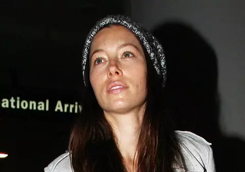 Foto | Cât de urâtă e Jessica Biel nemachiată!