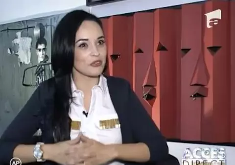 Andreea Marin răspunde glumind aşa-zisei oferte de a poza în Playboy: "Am tânjit şi nu s-a întâmplat"