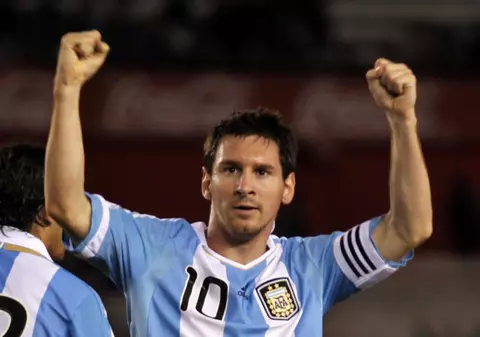 Messi, atacat de Pele