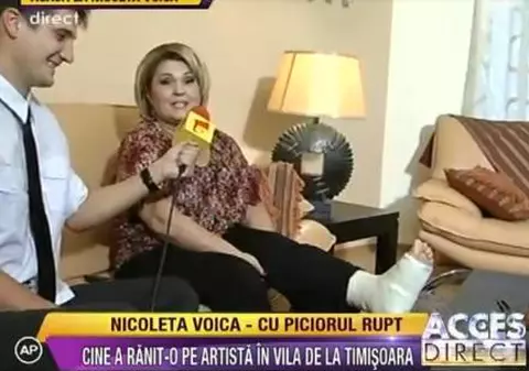 Cântăreaţa Nicoleta Voica şi-a rupt piciorul