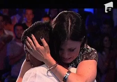 Paula Seling a plâns în hohote la X Factor