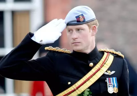 Prinţul Harry a pus ochii pe o americancă