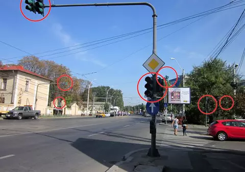 Foto | Aceasta este cea mai semaforizată străduţă din Capitală!