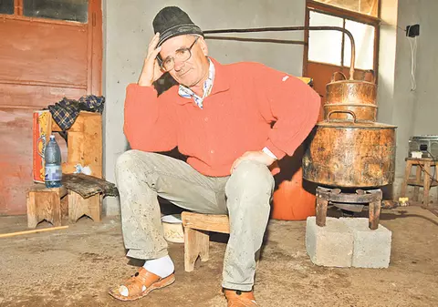 8.000.000 de români vor primi mai puţini bani de la stat