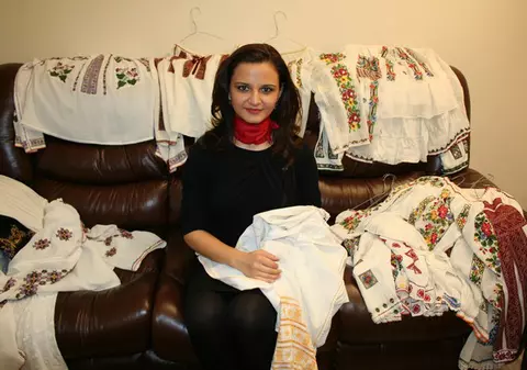 Ruxandra Pitulice are costume populare de 50.000 de euro