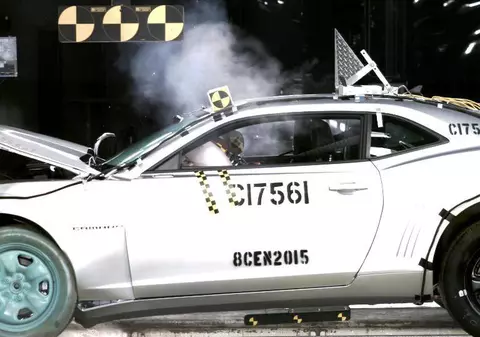 Camaro a primit punctaj maxim la testele de impact