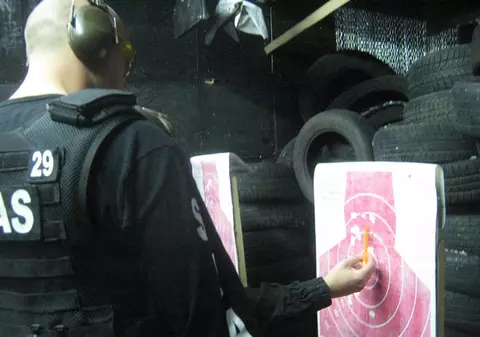 Foto | Trăgătorii SIAS de la Poliţie ucid în doar câteva secunde!