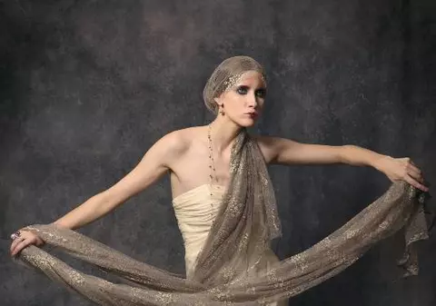 Iulia Albu, extrem de pretenţioasă la bijuterii: "Nu port gablonţuri"