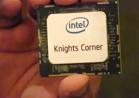 Intel a prezentat un procesor cu 50 de nuclee 