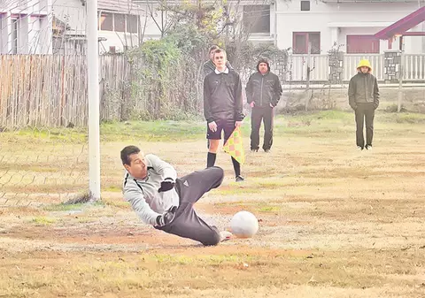 Zguduit de scandaluri în ultimele trei sezoane, arbitrajul românesc «s-a întărit» cu un student din «Ţara Semilunii»
