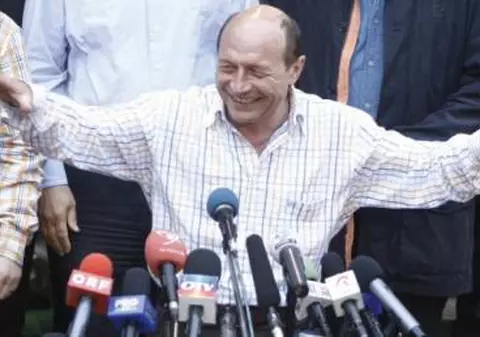 Judecătoria Sectorului 1: Băsescu a săvârșit un act de violență fizică asupra unui băiat, în 2004 | VIDEO