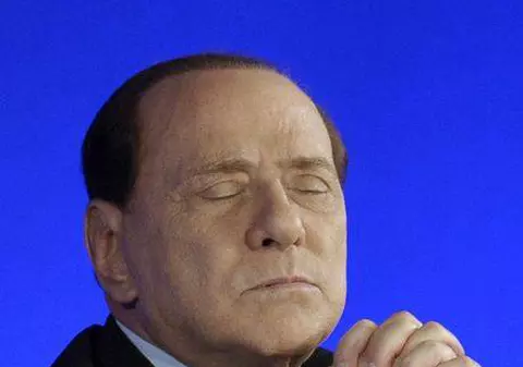 Cel mai apropiat aliat al lui Berlusconi îi cere demisia