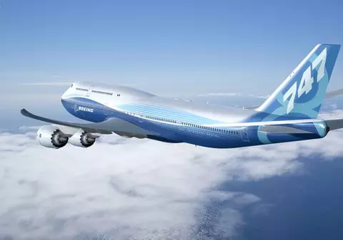 Un avion de mari dimensiuni a aterizat de urgenţă pe Otopeni, după ce un pasager a făcut infarct