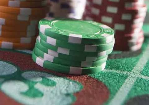 Statele UE îşi pot mări veniturile bugetare din taxarea pariurilor online