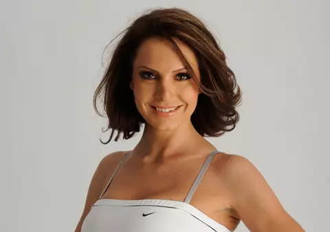 Antrenoarea de fitness Cori Grămescu a primit certificare internațională la Tae Bo