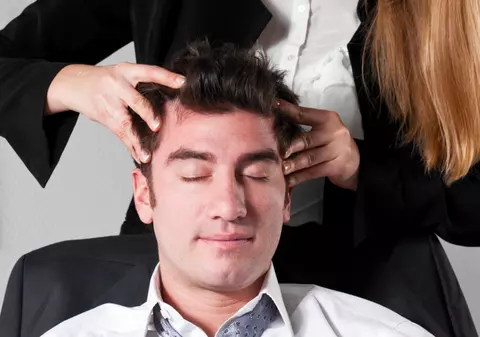 Totul despre deochi. De unde vine, ce este şi cum să te fereşti de el