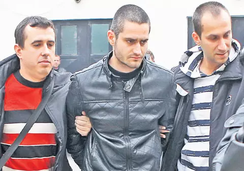 Suporterul care l-a agresat pe George Galamaz rămâne după gratii