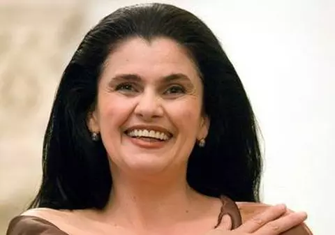Felicia Filip, despre relaţia cu soţul ei: ”Astăzi ne iubim mai mult decât la început, mai profund, mai intens!”