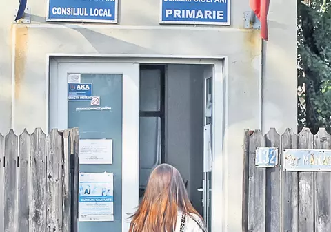 Monica Gabor l-a rugat pe primarul din Ciolpani să o ajute cu custodia