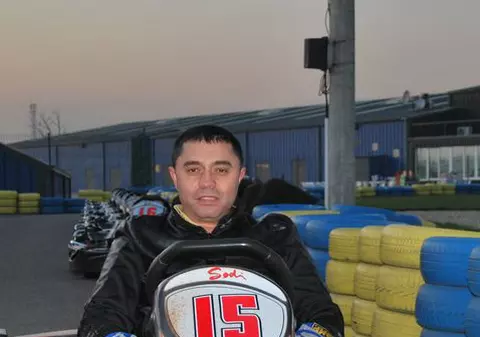 Nicolae Guţă a fost amendat de poliţişti pentru că nu purta centura de siguranţă