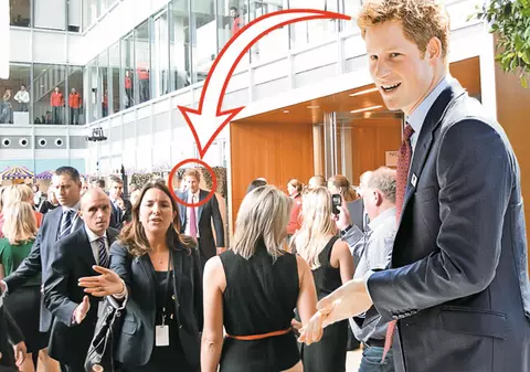 Cheeky Girls, show sub ochii Prinţului Harry