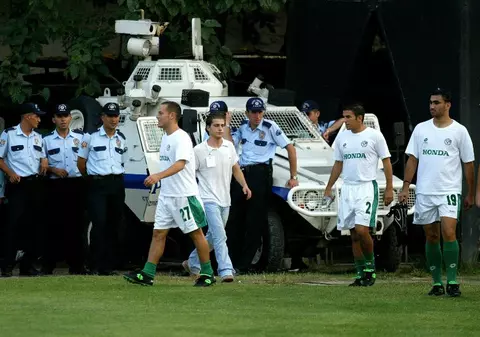 3 jucători de la Maccabi Haifa, daţi jos din avionul de Bucureşti!