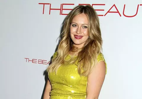 Foto | Cât s-a îngrăşat Hilary Duff!