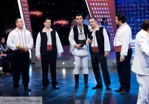 Vlad Miriţă, campion la folclor