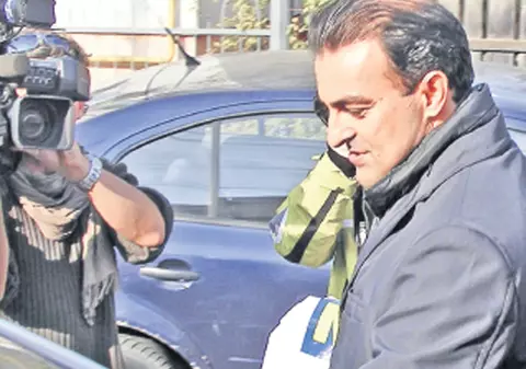 Primarul din Cluj-Napoca, arestat pentru luare de mită, era obsedat să nu fie prins: Vorbea la 17 telefoane şi avea cifru la uşă