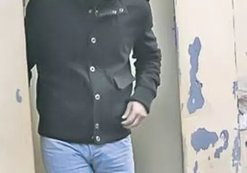 Motivarea în cazul ”Jean Monnet”:  Profesorul e liber deoarece fata ”a iniţiat această legatură amoroasă” cu dascălul ei