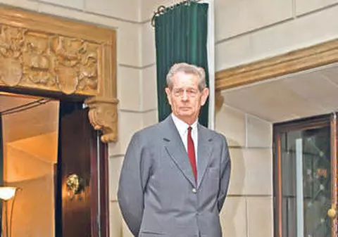 Regele Mihai nu vrea la Alba iulia de 1 Decembrie