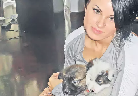 Roxana Marinescu: "Încerc să salvez cât mai mulţi maidanezi"