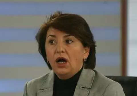 Sulfina Barbu: "Sunt mai mulţi bugetari decât are nevoie statul pentru o funcţionare eficientă"