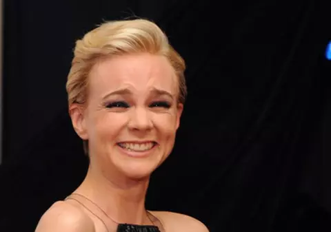 A făcut-o intenţionat? O parteneră de film a lui Johnny Depp a repetat scena sărutului cu el de... 16 ori