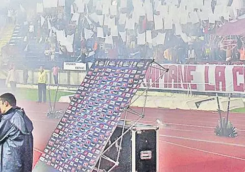 Doar 14 bilete vândute în prima zi pentru derby-ul CFR - U Cluj!