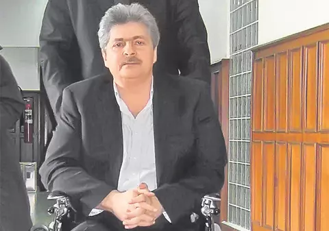 Ce coincidenţă stranie! Vîntu, reţinut, Geoană, "decapitat" din fruntea Senatului