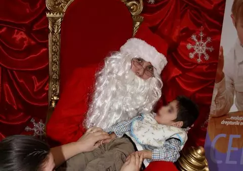Cadouri pentru  copiii cu dizabilităţi