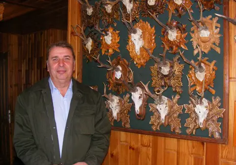 Un sucevean de la Ocolul Silvic Marginea susţine că l-a însoţit pe Ceauşescu la vânătoare! FOTO