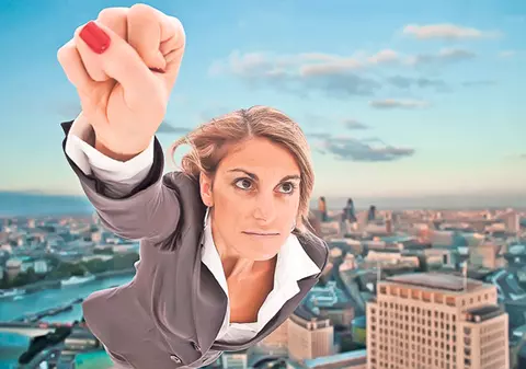 O celebră prezicătoare din Rusia: În 2012, femeile vor fi la putere