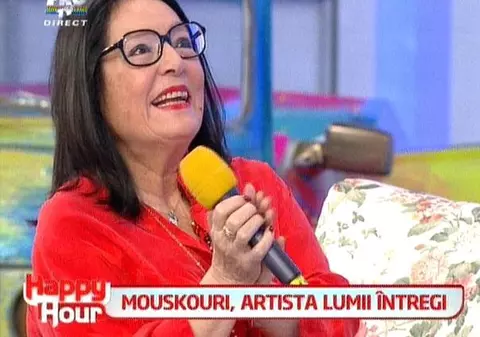 Nana Mouskouri: "Nu am nicio operație estetică"