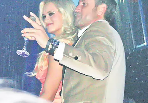 Exclusiv | Cu ea a dansat Bote toată noaptea | Foto