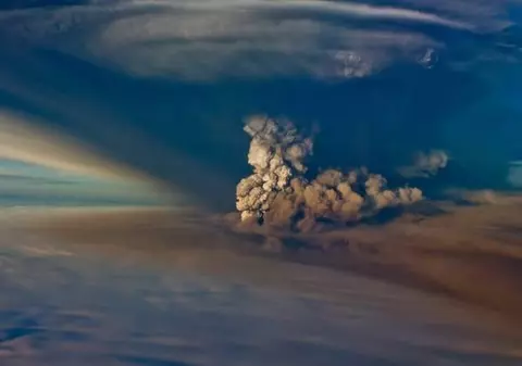 Alertă maximă în Europa! Supervulcanul din Islanda, pe cale să erupă